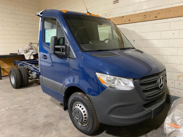 Salvage cars for sale from Copart Elgin, IL: 2019 Mercedes-Benz Sprinter 3500/4500