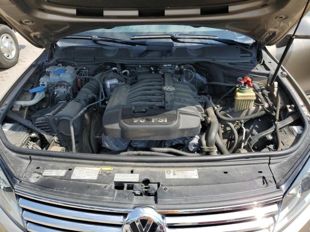 2017 VOLKSWAGEN TOUAREG WO WVGRF7BP7HD001042