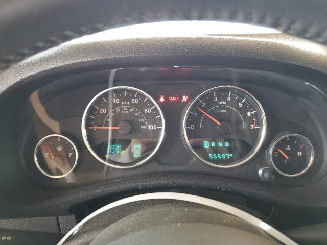 1C4BJWEG9JL890318 Jeep Wrangler Unlimited Sahara