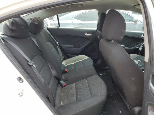 3KPFK4A76HE133324 KIA FORTE LX