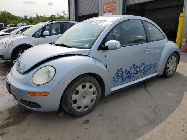 2010 Volkswagen New Beetle 