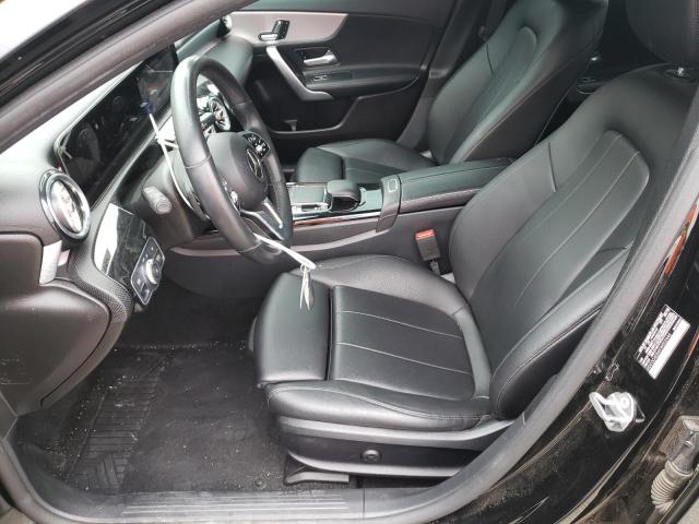 WDD3G4EB4KW002446 Mercedes-Benz A 220