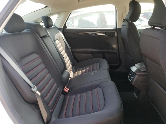 3FA6P0H78GR355165 Ford FUSION SE