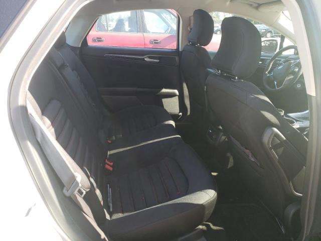 3FA6P0H76GR384132 Ford FUSION SE