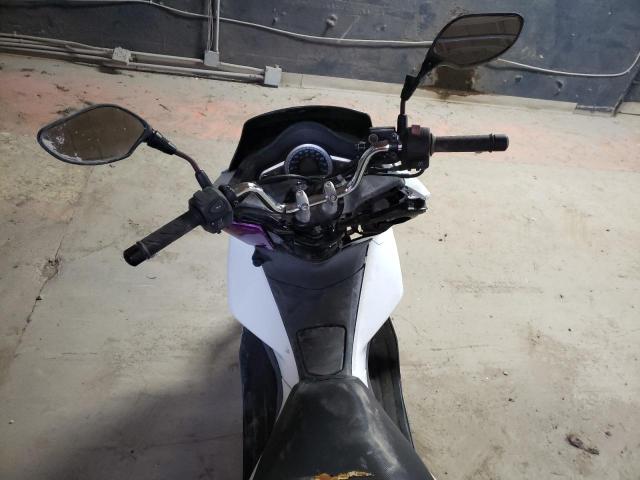 2015 HONDA PCX 150 RLHKF1808FY002770