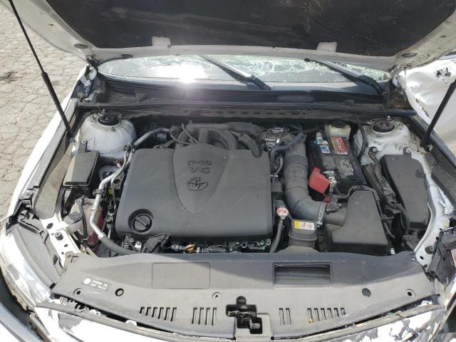 4T1BZ1HK1JU013808 Toyota CAMRY XSE