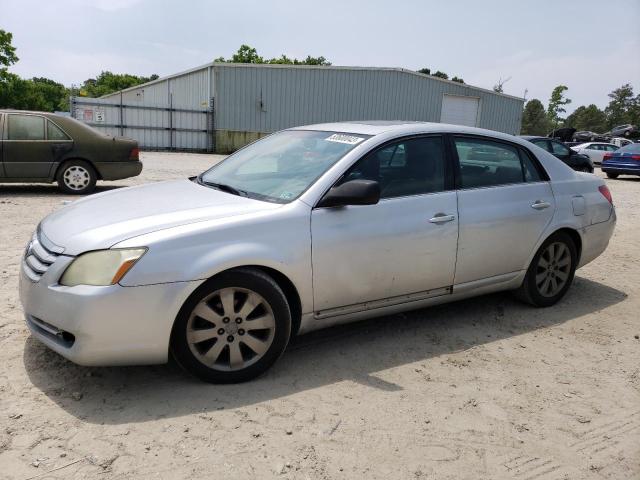 2005 Toyota Avalon XL