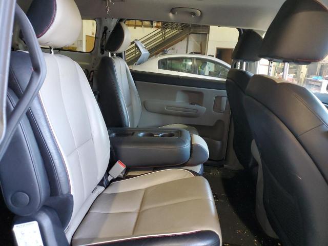 KNDMB5C16K6537534 KIA SEDONA LX