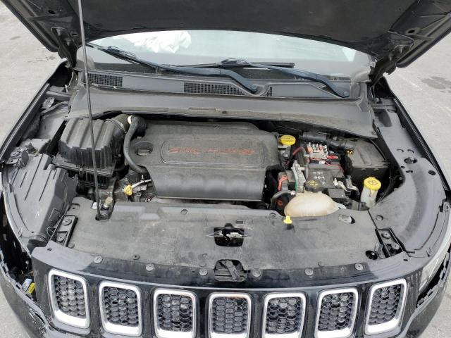 3C4NJDCB1JT200672 Jeep Compass Limited