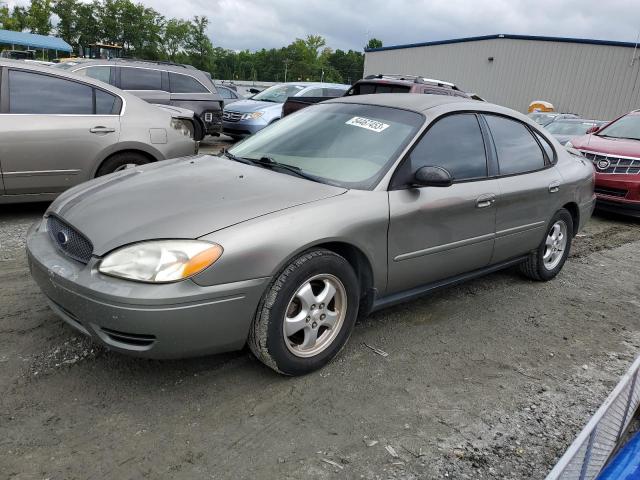 2004 Ford Taurus SE