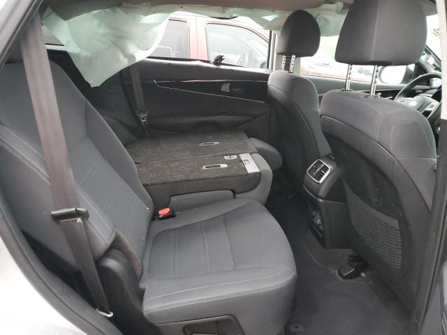 5XYPGDA51KG488660 KIA SORENTO LX