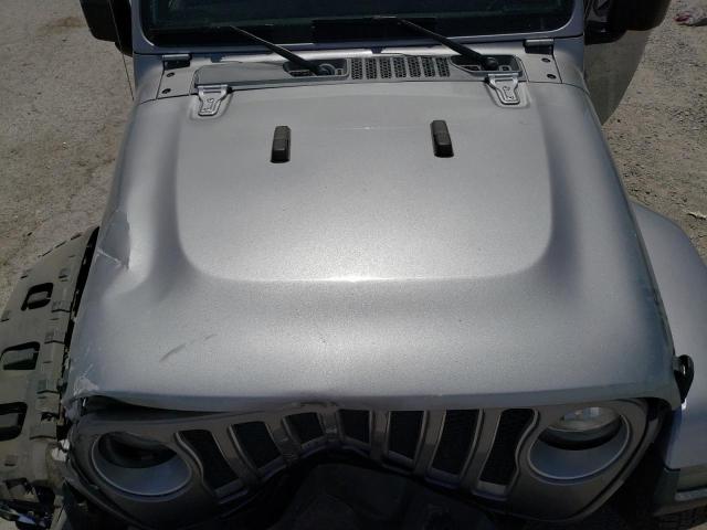 1C4HJXEN6KW644695 Jeep Wrangler Unlimited Sahara