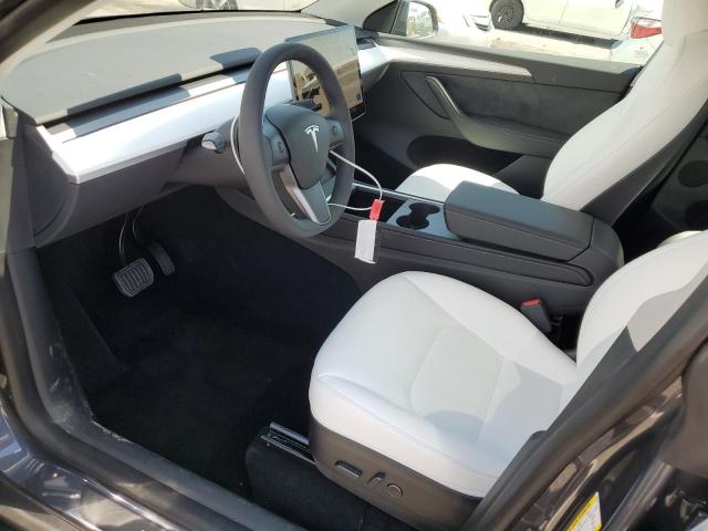 7SAYGAEE9PF641414 Tesla Model Y