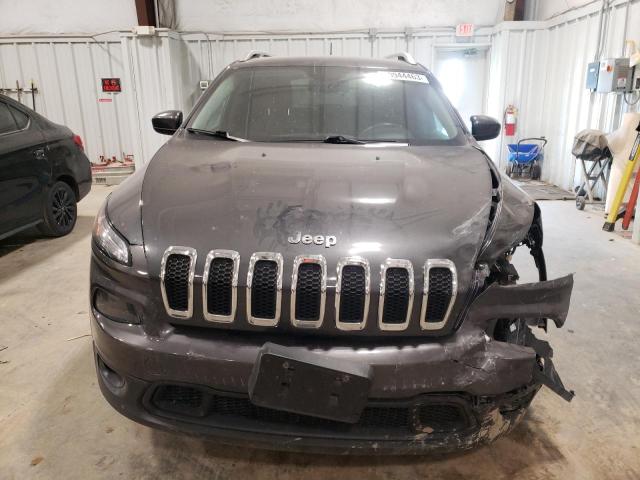 1C4PJMCB9FW528464 Jeep Cherokee Latitude