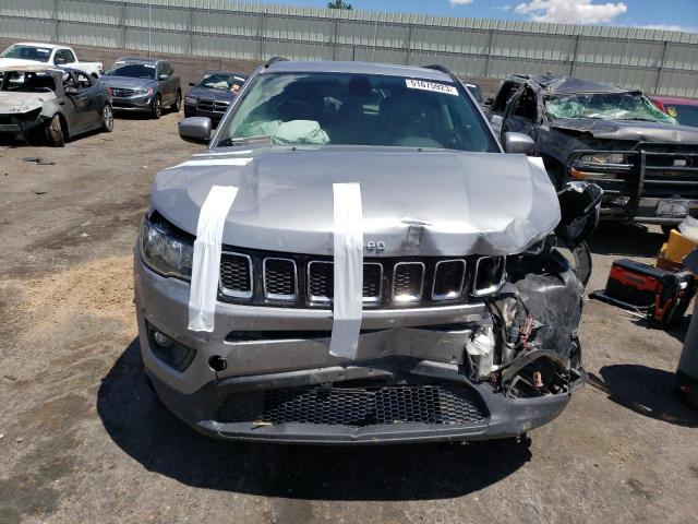 3C4NJCBB9JT137476 Jeep Compass Latitude