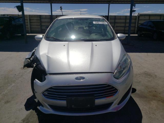 3FADP4BJ0JM135008 Ford FIESTA SE