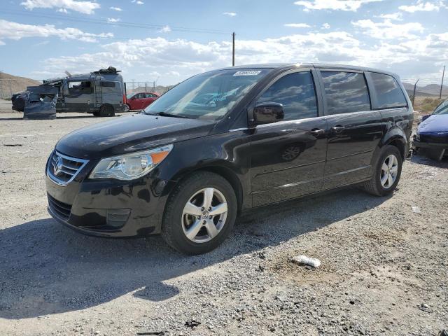 2010 Volkswagen Routan SE