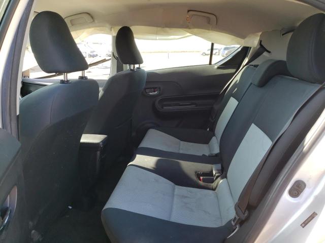 JTDKDTB35G1137672 Toyota PRIUS C