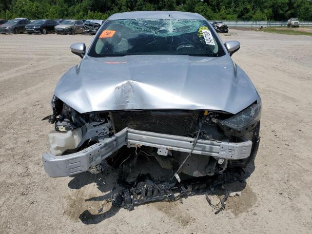 3FA6P0HD8JR262210 Ford FUSION SE