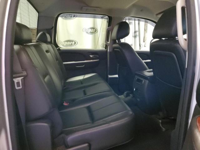 2011 CHEVROLET SILVERADO - 3GCPKTE3XBG295362