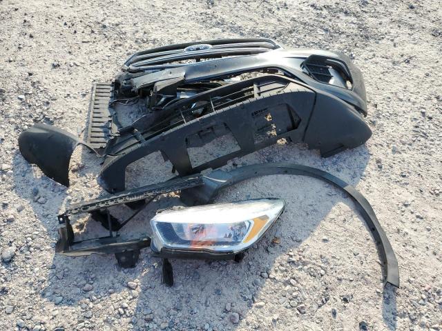 1FMCU0GD0KUB57478 Ford ESCAPE SE