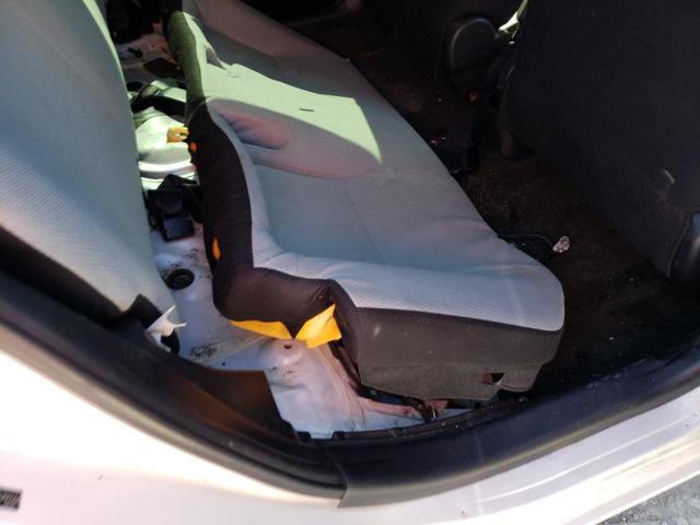 JTDKDTB32F1579744 Toyota PRIUS C