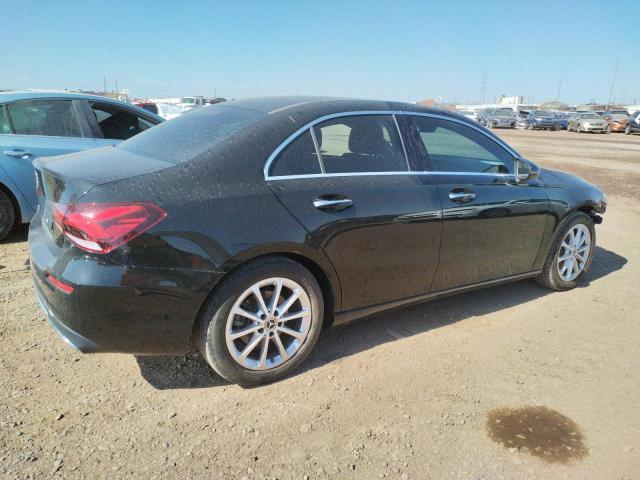 WDD3G4EB1KW002324 Mercedes-Benz A 220