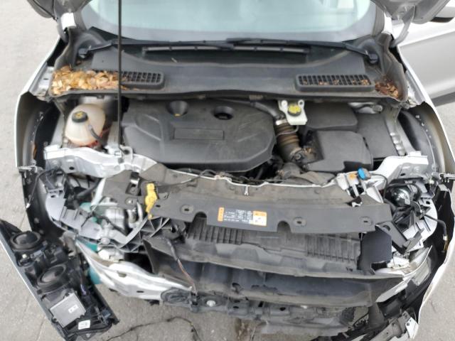 1FMCU0G9XHUF08692 Ford ESCAPE SE