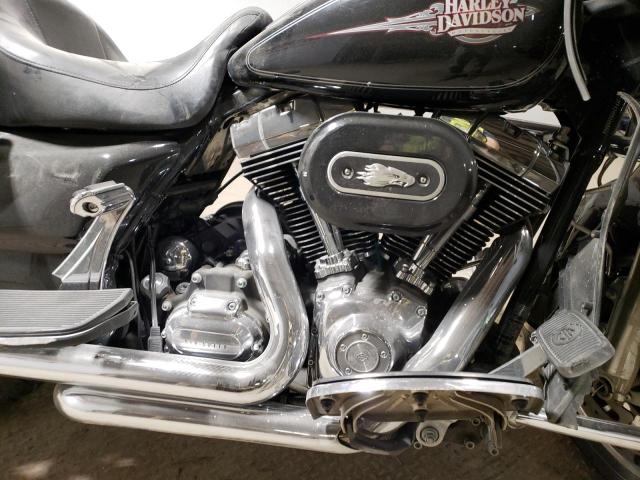 2011 HARLEY-DAVIDSON FLHTC - 1HD1FF415BB668004