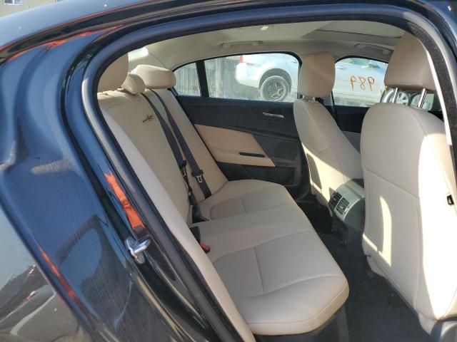 2017 JAGUAR XE PREMIUM - SAJAJ4BVXHA960693