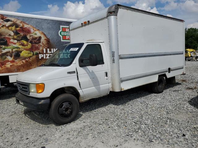 2004 Ford Econoline Cargo Van 