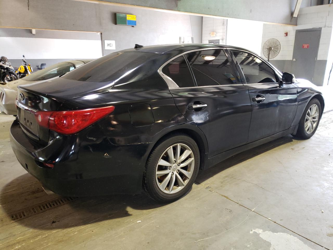 JN1BV7AR7FM397467 2015 Infiniti Q50 Base