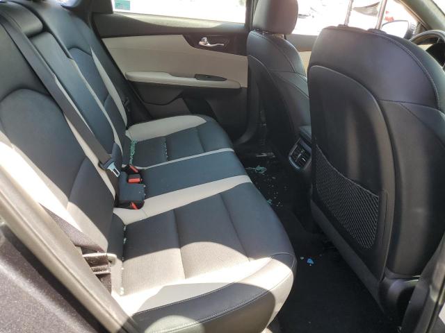 3KPF54AD7KE026156 KIA FORTE EX