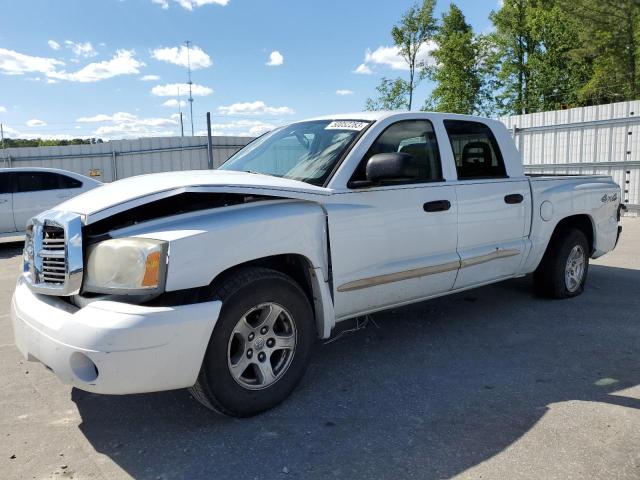 2005 Dodge Dakota 