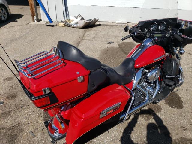 2011 HARLEY-DAVIDSON FLHTK - 1HD1KEM17BB629811