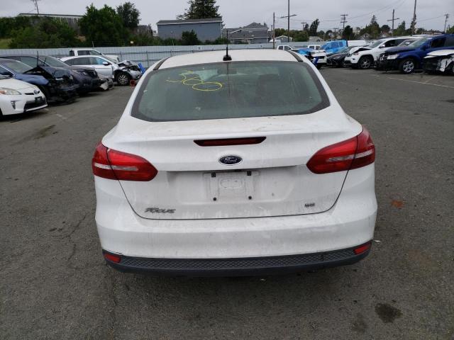 1FADP3F23JL207026 Ford FOCUS SE