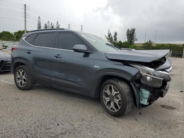 KNDERCAA1N7303002 KIA SELTOS EX