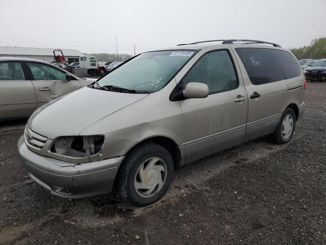 2003 Toyota Sienna LE