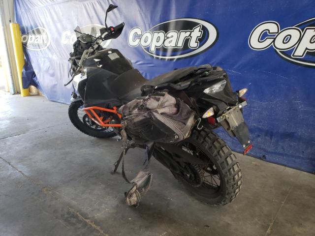 2018 KTM 1090 ADVEN - VBKV49408JM985486