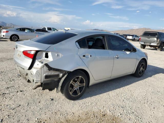 KNAFK4A68F5335563 KIA FORTE LX