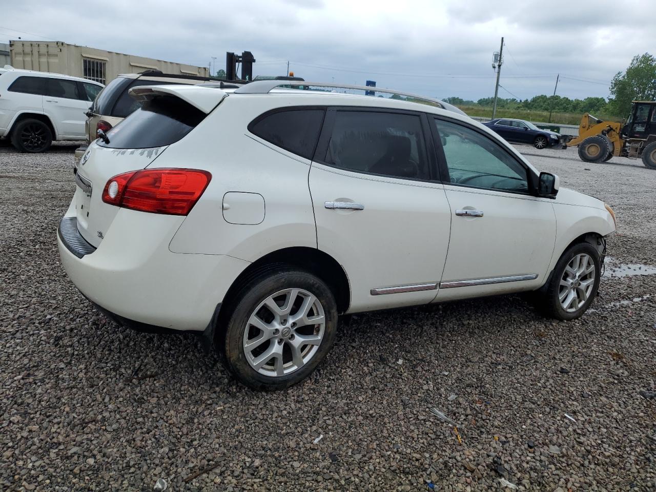 JN8AS5MT2DW020841 2013 Nissan Rogue S