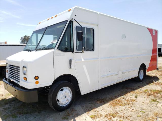 Salvage cars for sale from Copart Fresno, CA: 2007 Freightliner Chassis M Line WALK-IN Van