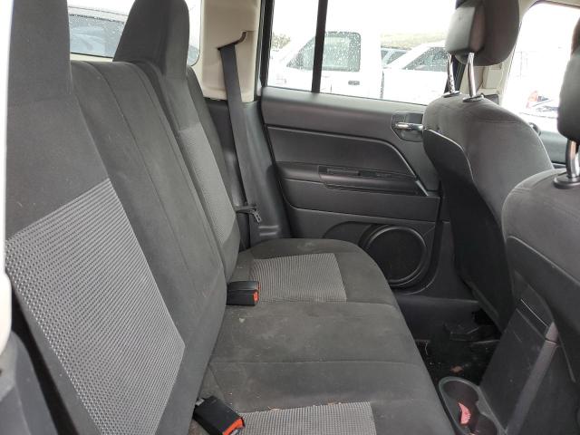 1C4NJRFB3GD501189 Jeep Patriot Latitude