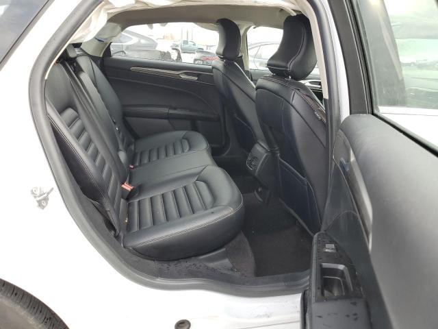 3FA6P0CDXKR109157 Ford FUSION SEL