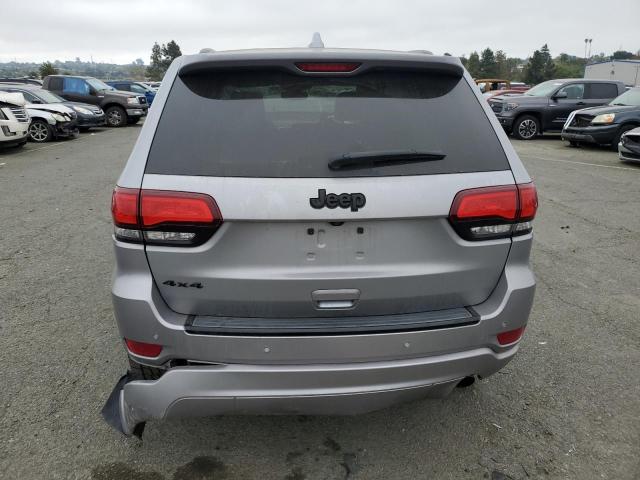 1C4RJFAG9JC335695 Jeep Grand Cherokee Laredo