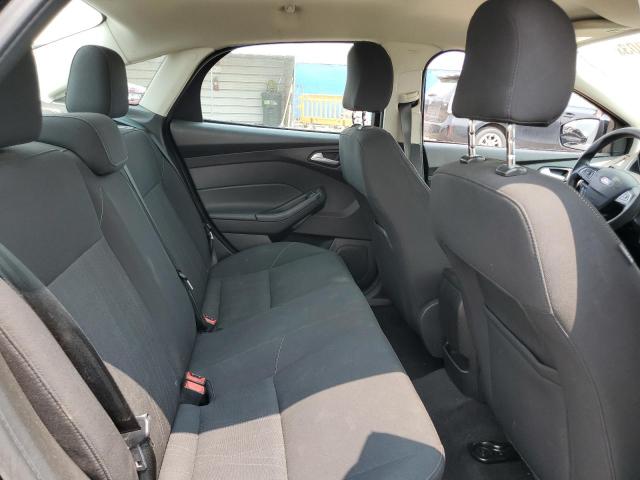 1FADP3F25GL271867 Ford FOCUS SE