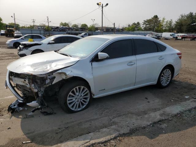 2014 Toyota Avalon Hybrid 