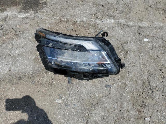 5N1DR3CC2PC240198 Nissan Pathfinder Sl