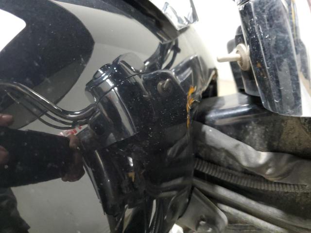 2021 HARLEY-DAVIDSON FLHR - 1HD1FBC18MB613401