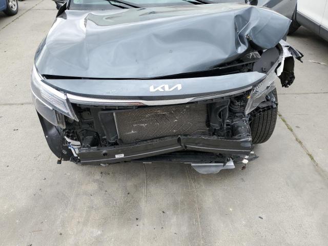 KNDEU2AA8P7400144 KIA SELTOS S